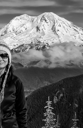 Kelly "eyes" Mt. Rainier.